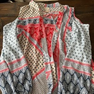 Chicos Womens Cold shoulder top. Size 1. Brand new with tags!